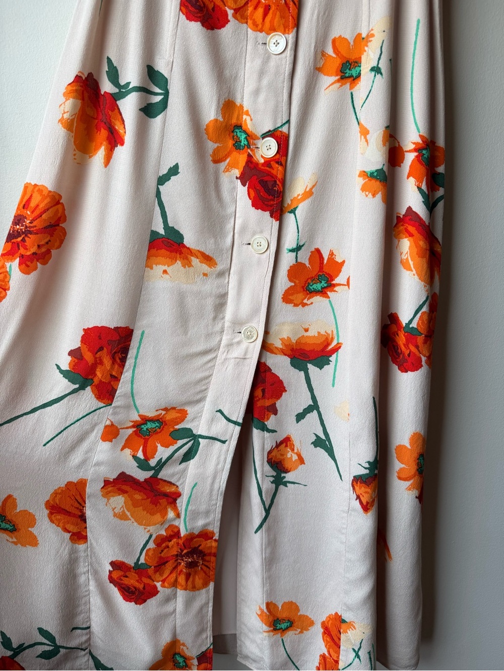 Aritzia Wilfred button-front A-line midi skirt - Picture 3 of 11